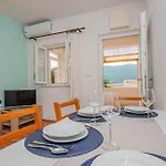 Lovely In With House Sea View Ferienhaus Grebaštica