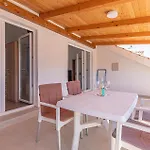 Ferienhaus Lovely In With House Sea View Grebaštica