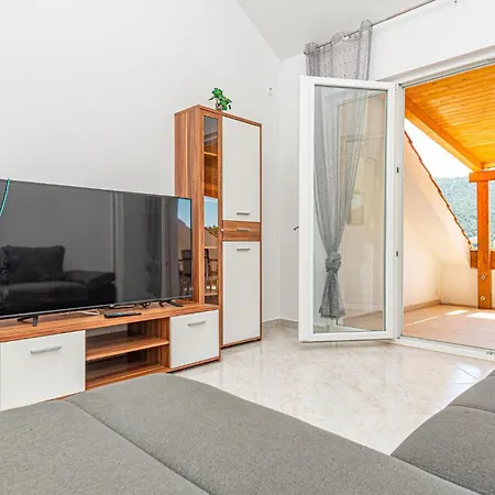 Lovely In With House Sea View Tatil Evi